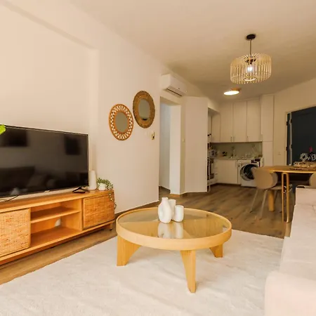 H&o Venus Sea View Apartament Paphos