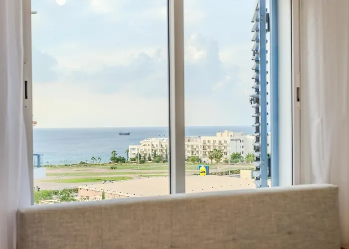 Apartment H&o Venus Sea View *