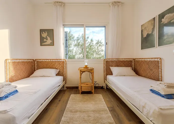 H&o Venus Sea View Пафос